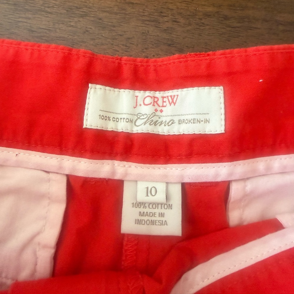 Women’s J.Crew shorts with flamingos !